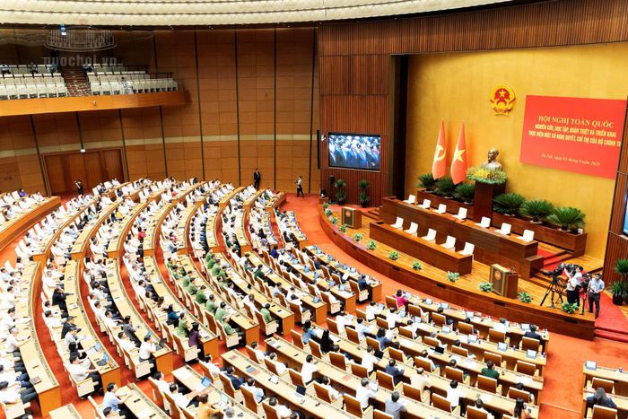 Hội nghị toàn quốc nghiên cứu, học tập, quán triệt và triển khai thực hiện một số nghị quyết, chỉ thị của Bộ Chính trị. Ảnh: QH