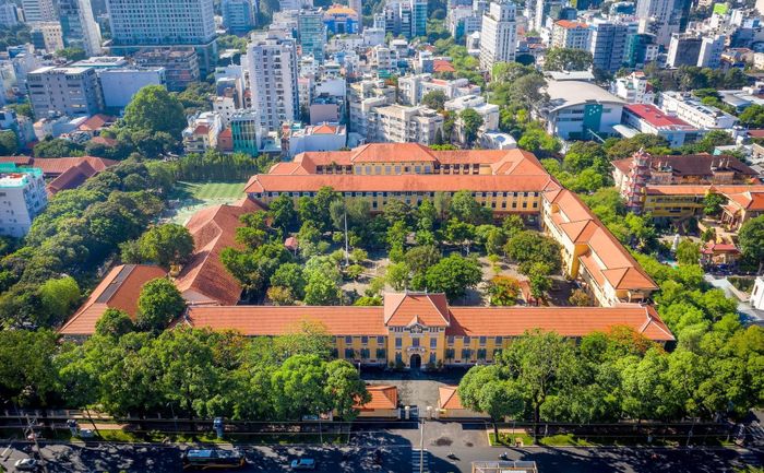 Trường THPT Nguyễn Thị Minh Khai nằm ở địa chỉ 275 Điện Biên Phủ, phường Xuân Hòa (quận 3 cũ), TPHCM. Ảnh: Minh Hòa