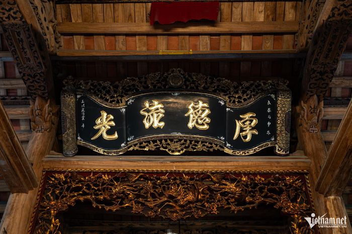 Không gian tầng 2