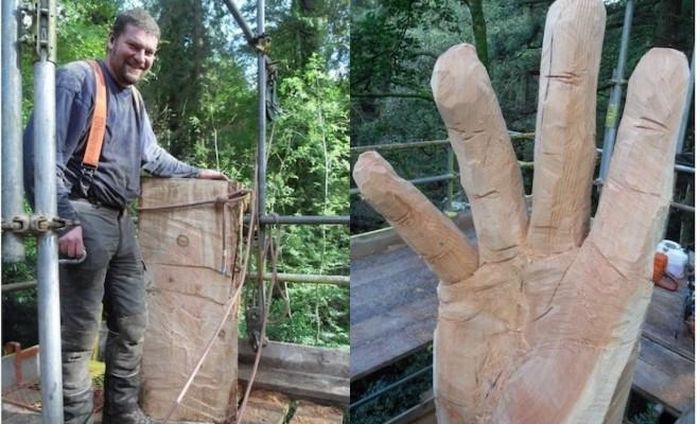 Simon O’Rourke tạo ra "bàn tay" vươn lên từ thân cây bị bão quật ngã. Ảnh: Simon O'Rourke/Mymodernmet