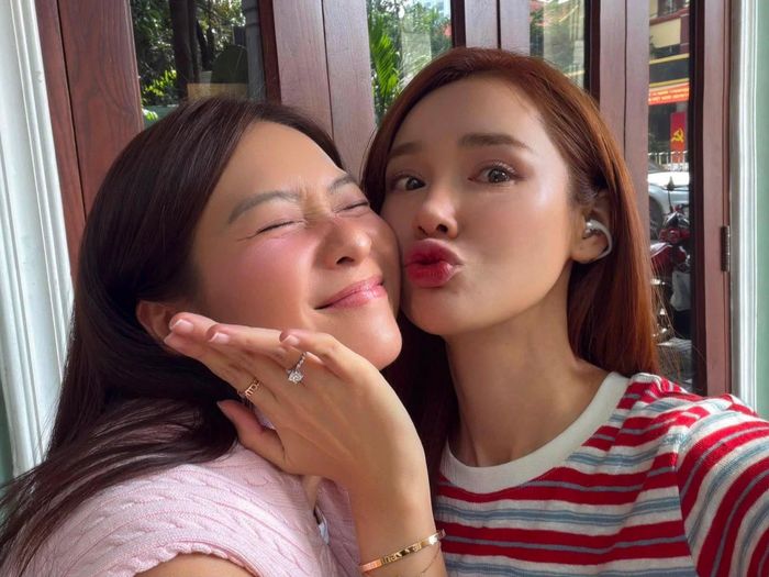 Diễn viên Nhã Phương viết: "Người phụ nữ đẹp nhất khi hạnh phúc".