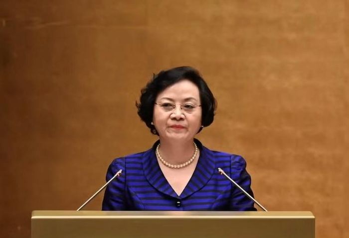  Đồng chí Phạm Thị Thanh Trà giới thiệu chuyên đề tại hội nghị. 
