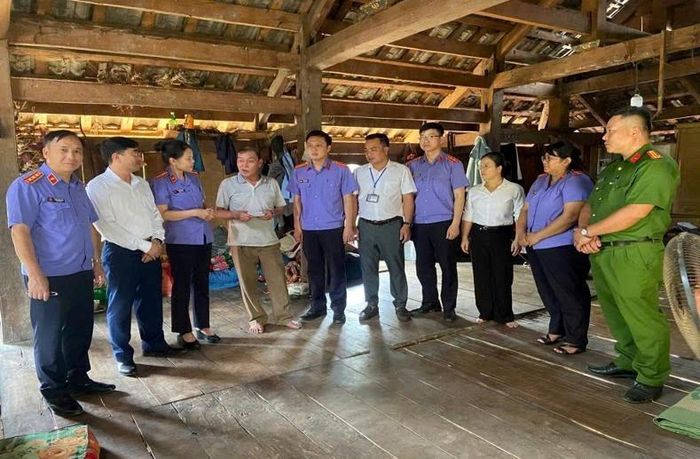 Lãnh đạo VKSND tỉnh Sơn La trực tiếp chỉ đạo, kiểm tra, nắm tình hình tại cơ sở nhằm phục vụ công tác rà soát, xác minh các vụ việc liên quan theo Nghị quyết số 205.