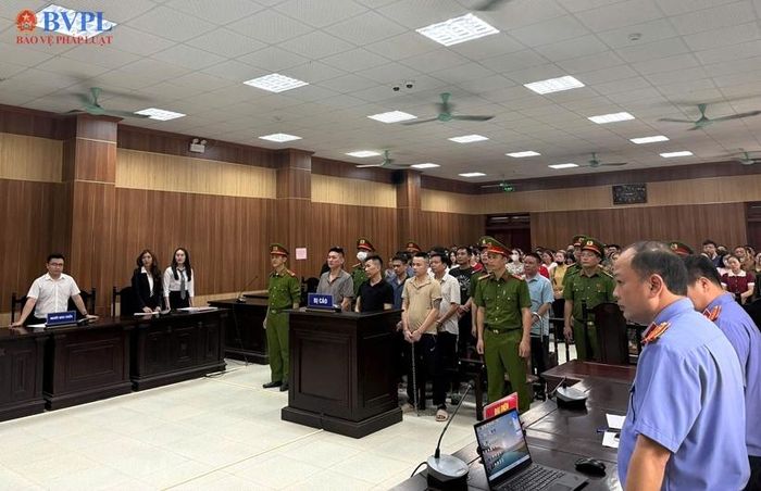 Đại diện VKSND tỉnh Thanh Hóa thực hành quyền công tố, kiểm sát xét xử tại phiên tòa.