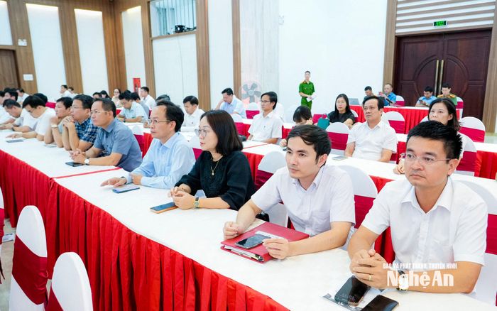 Các đại biểu dự hội nghị. Ảnh: Phạm Bằng