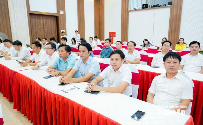 Các đại biểu dự hội nghị. Ảnh: Phạm Bằng