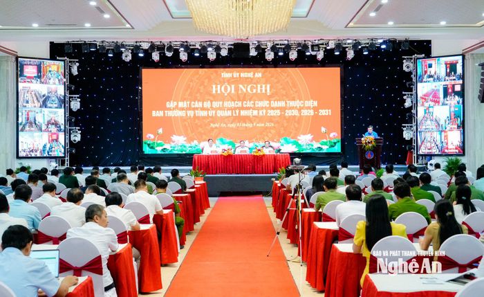 Quang cảnh hội nghị gặp mặt cán bộ quy hoạch các chức danh thuộc diện Ban Thường vụ Tỉnh uỷ quản lý. Ảnh: Phạm Bằng
