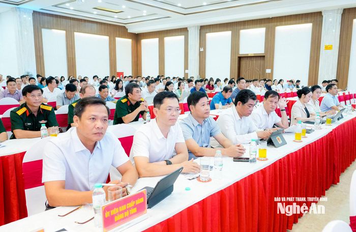 Các đại biểu dự hội nghị. Ảnh: Phạm Bằng