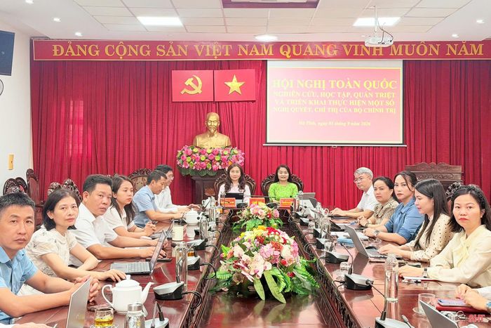 Điểm cầu Đảng ủy các cơ quan Đảng tỉnh và Đảng ủy UBND tỉnh.