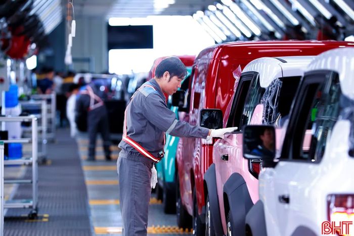 Công nghiệp chế biến, chế tạo tiếp tục là khu vực đóng góp lớn vào giá trị sản xuất công nghiệp của tỉnh.