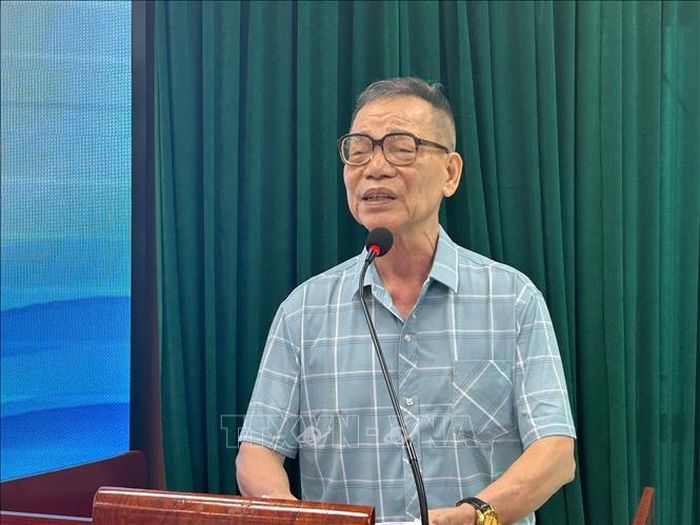 TS Nguyễn Đình Bồng, Phó Chủ tịch Hội Khoa học Đất Việt Nam, nguyên Phó Tổng Cục trưởng Tổng cục Địa chính đề xuất, cần xác định Quy hoạch sử dụng đất là một thành phần của hệ thống Quy hoạch tổng thể phát triển kinh tế, xã hội quốc phòng, an ninh. Ảnh: Diệu Thuý/TTXVN