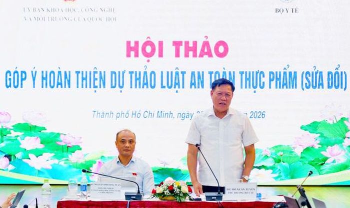 Thứ trưởng Bộ Y tế Đỗ Xuân Tuyên (Ảnh: Cổng Thông tin Bộ Y tế).