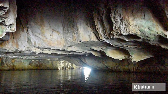 Trao đổi với phóng viên, đại diện Sở Văn hóa, Thể thao và Du lịch Thanh Hóa cho biết, Kim Sơn là một trong những danh thắng đang được ngành phối hợp với các địa phương tập trung hoàn thiện, thu hút đầu tư, triển khai các quy hoạch bảo tồn di tích, danh lam thắng cảnh gắn với phát huy giá trị di sản và phát triển du lịch.