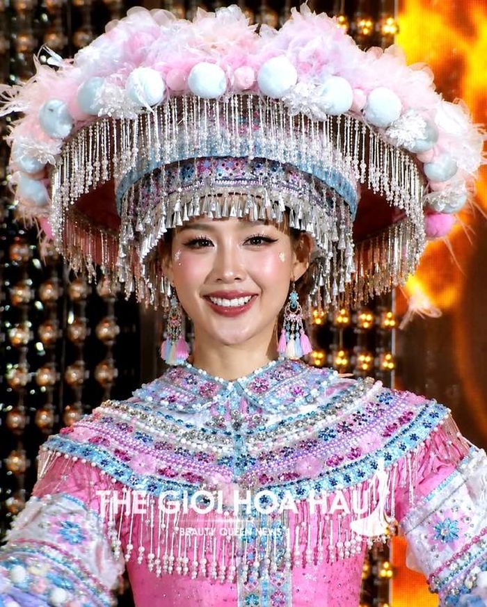 Bảo Ngọc rạng rỡ tỏa sáng