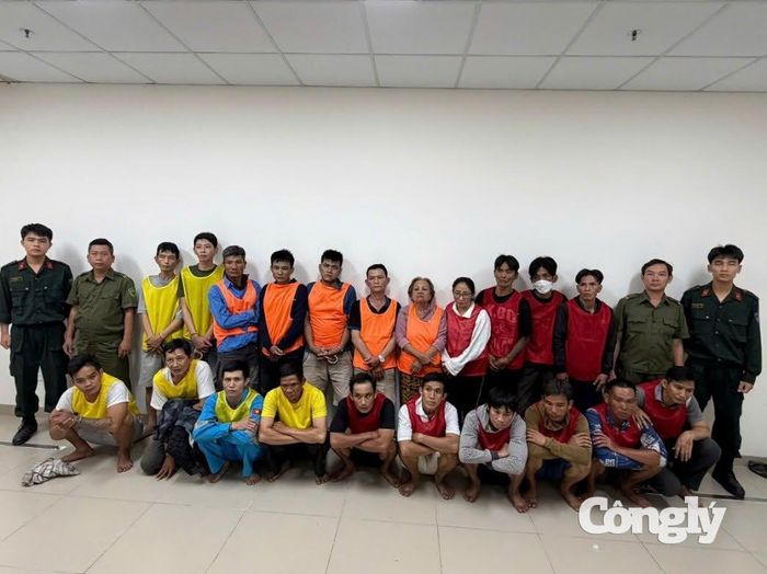 Các đối tượng tại Cơ quan điều tra. Ảnh: Công an cung cấp