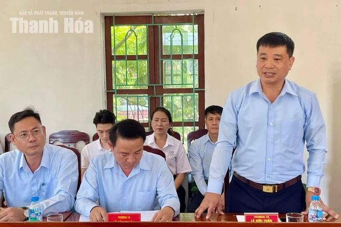 Thượng tá Lê Hữu Tuấn, Đội trưởng Đội quy tập phát biểu tại buổi lễ.