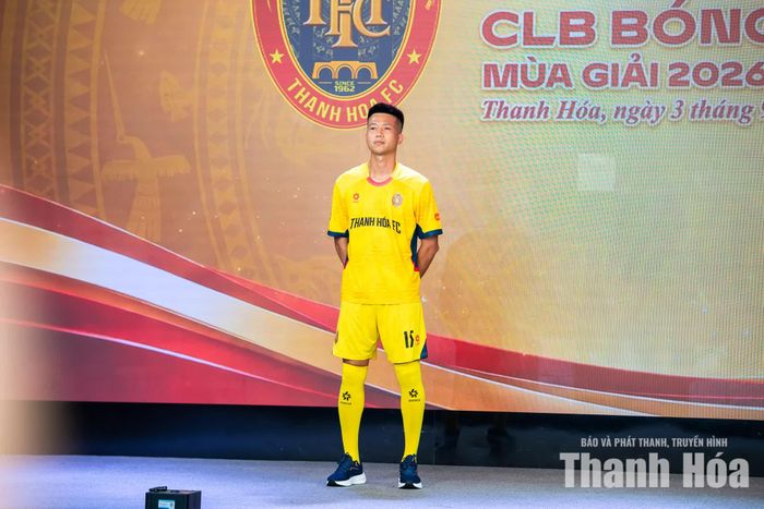 Màu vàng truyền thống tiếp tục được CLB Thanh Hóa lựa chọn cho trang phục sân nhà mùa giải 2026/27.