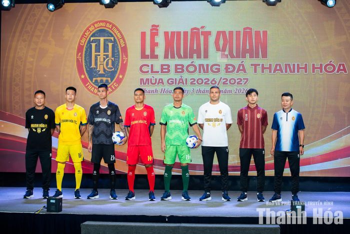 CLB Bóng đá Thanh Hóa giới thiệu các mẫu trang phục thi đấu và di chuyển mới cho mùa giải 2026/27.