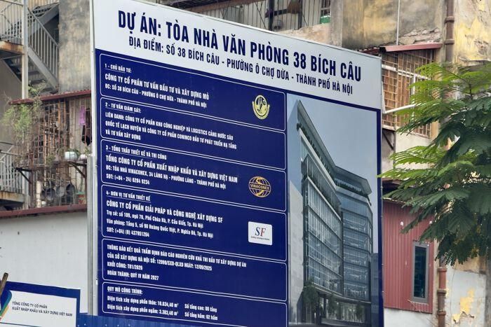 Thông tin về dự án 38 Bích Câu. (Ảnh: Hoàng Huy).