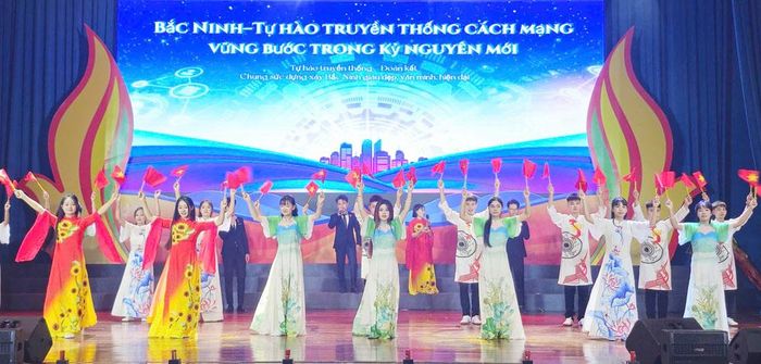 Một tiết mục tại hội thi “Tuyên truyền lưu động và sáng tác tranh cổ động” tỉnh Bắc Ninh.