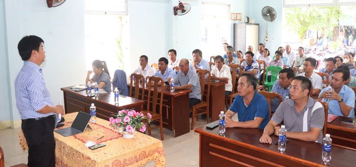 Phường Liên Chiểu tổ chức các cuộc họp dân để quán triệt, tháo gỡ các khó khăn, vướng mắc trong triển khai đo đạc, làm đầy dữ liệu đất đai. Ảnh: HOÀNG HIỆP