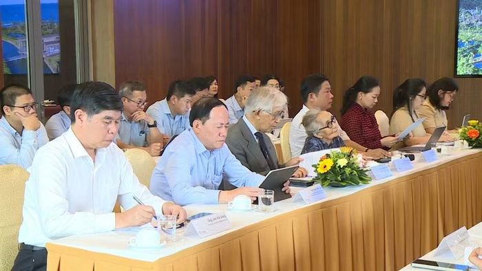  Các đại biểu tham dự buổi làm việc. Ảnh: Hoàng Vũ 