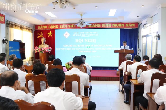 Quang cảnh hội nghị.