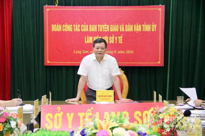 Đồng chí Nguyễn Quốc Khánh, Ủy viên Ban Thường vụ Tỉnh ủy, Trưởng Ban Tuyên giáo và Dân vận Tỉnh ủy phát biểu tại buổi làm việc