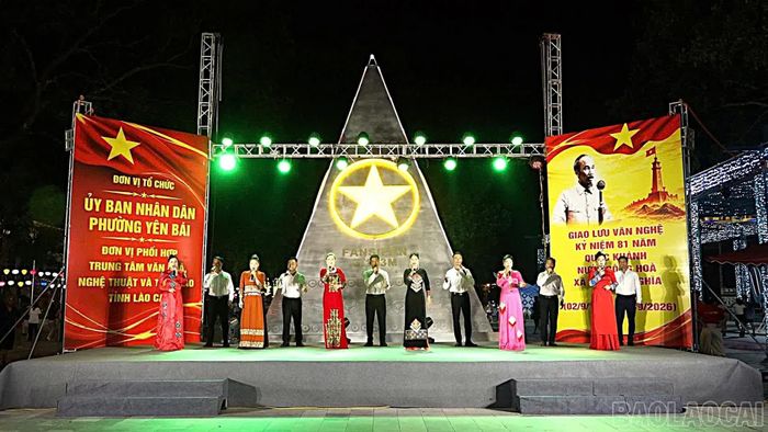 Niềm tự hào dân tộc được thể hiện qua từng ca khúc.