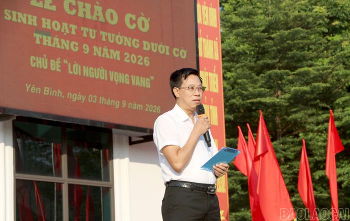 Đồng chí Lê Minh Đức - Bí thư Đảng ủy, Chủ tịch HĐND xã Yên Bình phát biểu tại buổi lễ.