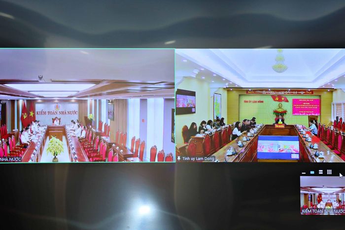 Hội nghị được kết nối trực tiếp từ điểm cầu trung tâm Kiểm toán Nhà nước với 16 Tỉnh ủy, Thành ủy trên cả nước