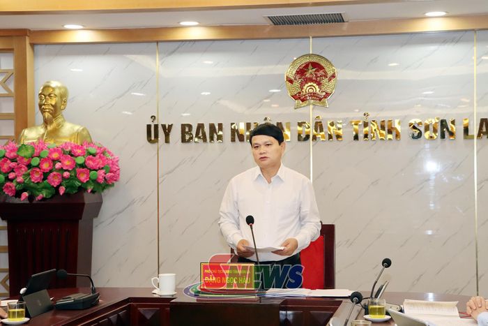 Đồng chí Đặng Ngọc Hậu, Phó Chủ tịch UBND tỉnh, chủ trì cuộc làm việc.