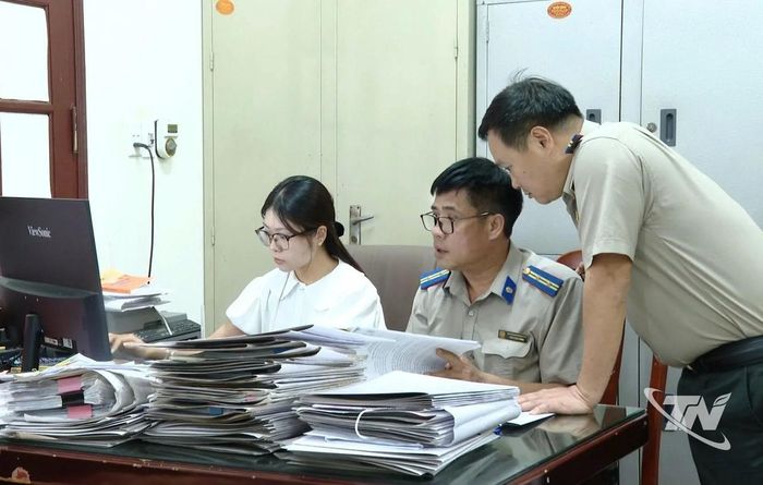 Trong hoạt động chuyên môn, mỗi cán bộ ngành Thi hành án dân sự xác định tiết kiệm thời gian, công sức và giảm những khâu không cần thiết.
