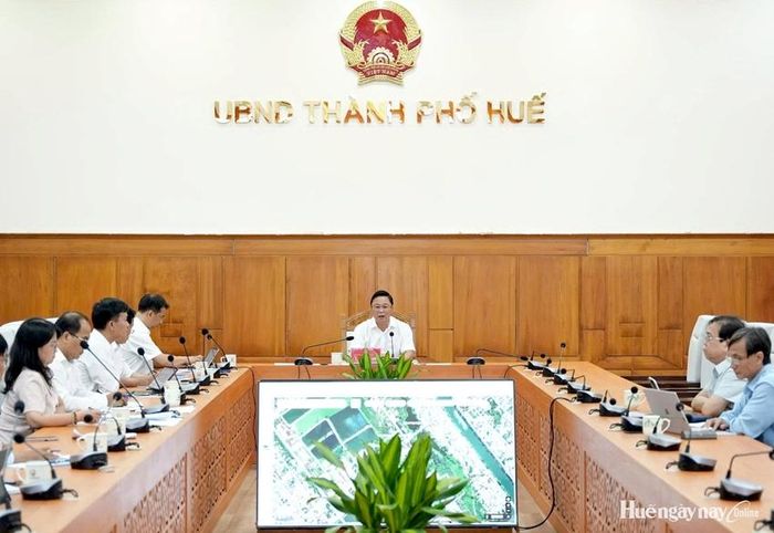 Quang cảnh cuộc họp. Ảnh: Ngọc Hiếu