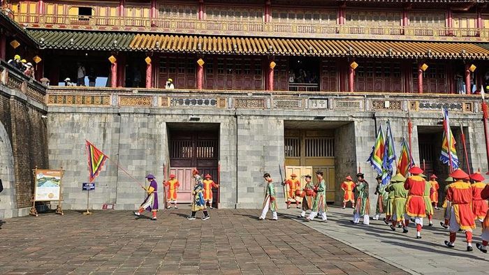 Di sản văn hóa tạo nên bản sắc và lợi thế thu hút du lịch cho Cố đô 