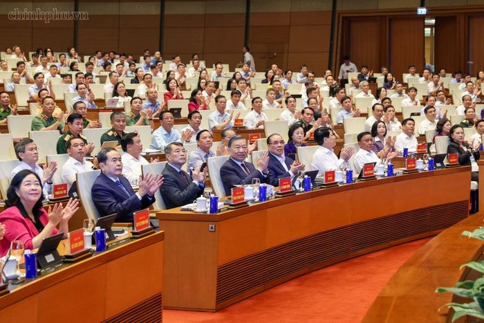 Tổng Bí thư, Chủ tịch nước Tô Lâm và các đồng chí lãnh đạo Đảng, Nhà nước dự Hội nghị. (Ảnh: chinhphu.vn/Nhật Bắc)