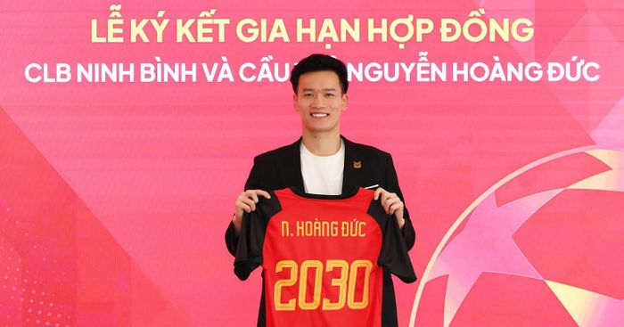 Hoàng Đức gia hạn hợp đồng với CLB Ninh Bình đến năm 2030.