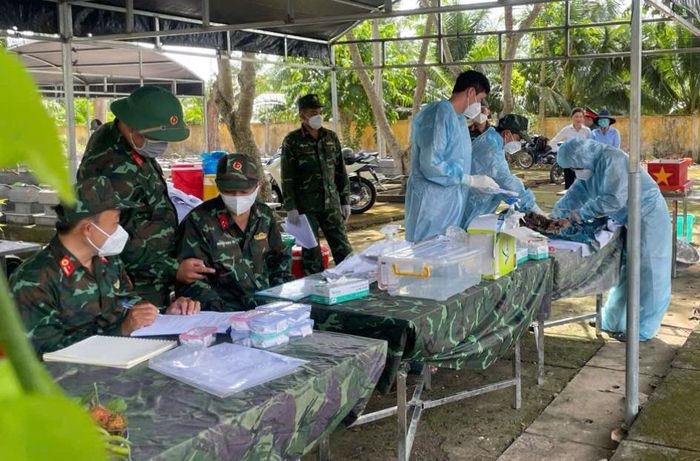 Tại Nghĩa trang liệt sĩ Giồng Trôm, lực lượng làm nhiệm vụ sẽ lấy 390 mẫu hài cốt liệt sĩ chưa xác định thông tin.