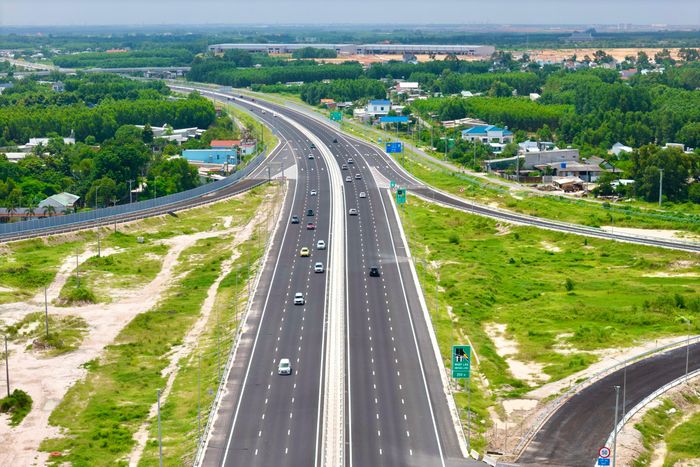 Đồng Nai đang được đầu tư mạnh về hạ tầng.