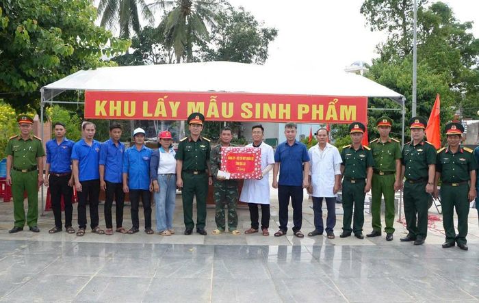 Đã có gần 3.400 mẫu được BCHQS tỉnh Gia Lai bàn giao để thực hiện các bước tiếp theo trong quy trình phân tích, đối sánh ADN.