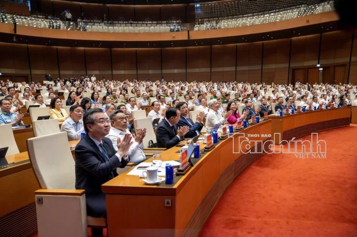 Tổng Bí thư, Chủ tịch nước Tô Lâm và các đồng chí Lãnh đạo, nguyên Lãnh đạo Đảng, Nhà nước và các đại biểu tham dự hội nghị. Ảnh: Đức Thanh