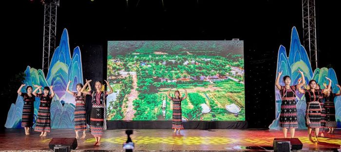Khơi dậy niệm tự hào văn hóa