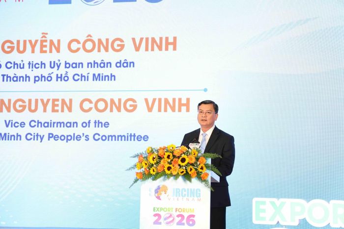 Ông Nguyễn Công Vinh, Phó Chủ tịch UBND TP Hồ Chí Minh phát biểu.