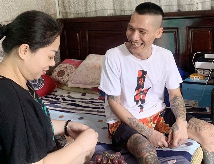 Nguyễn Văn Thùy và vợ