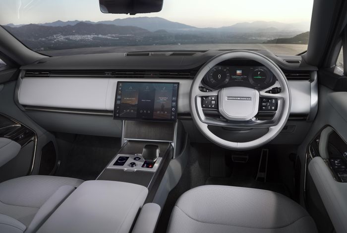 Khoang nội thất Range Rover Electric được phát triển theo hướng tăng sự tĩnh lặng và tiện nghi trong quá trình di chuyển. Ảnh: Range Rover/JLR.