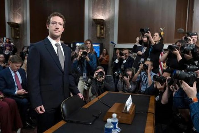 CEO Meta Mark Zuckerberg tại phiên điều trần trước Quốc hội Mỹ năm 2024