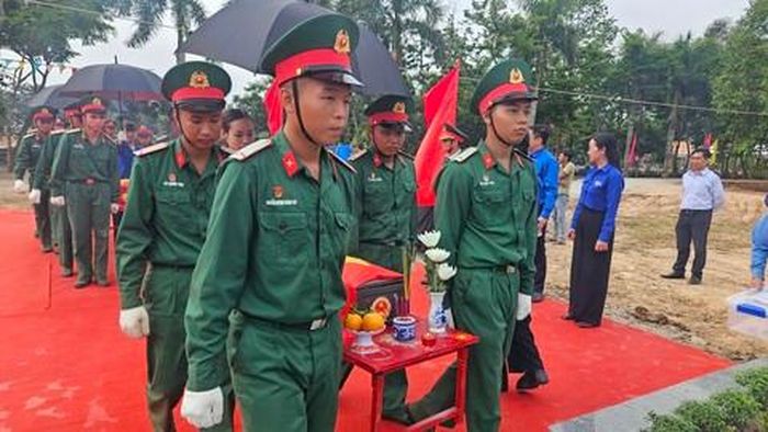 Quy tập hài cốt Liệt sĩ về Nghĩa trang Đồi 82