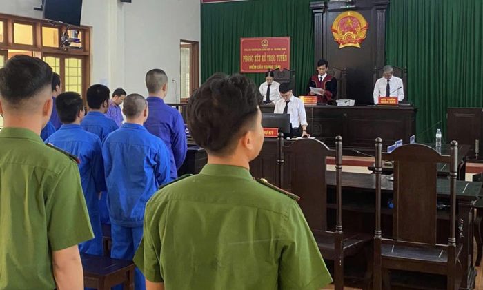 Các bị cáo tại toà