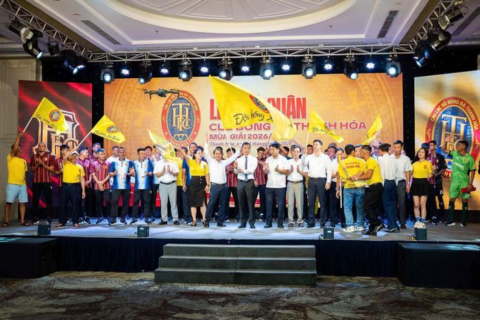Câu lạc bộ bóng đá Thanh Hóa tổ chức lễ xuất quân mùa giải 2026-2027.