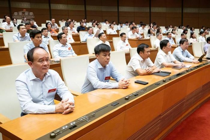 Các đại biểu tham dự Hội nghị tại điểm cầu Diên Hồng, nhà Quốc hội. Ảnh: Media Quốc hội